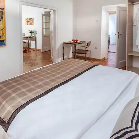 Two Bedroom Balkanska Belgrade